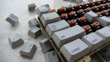 Recreation of the 68% M0115(Apple Extended Keyboard) typing demo