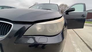 видео: BMW E60 КАК ЗАМЕНИТЬ лампочку на АНГЕЛЬСКИЕ ГЛАЗКИ и ПОВОРОТНИК КАК СНЯТЬ и УСТАНОВИТЬ ПЕРЕДНЮЮ ФАРУ картинка: BMW E60 КАК ЗАМЕНИТЬ лампочку на АНГЕЛЬСКИЕ ГЛАЗКИ и ПОВОРОТНИК КАК СНЯТЬ и УСТАНОВИТЬ ПЕРЕДНЮЮ ФАРУ