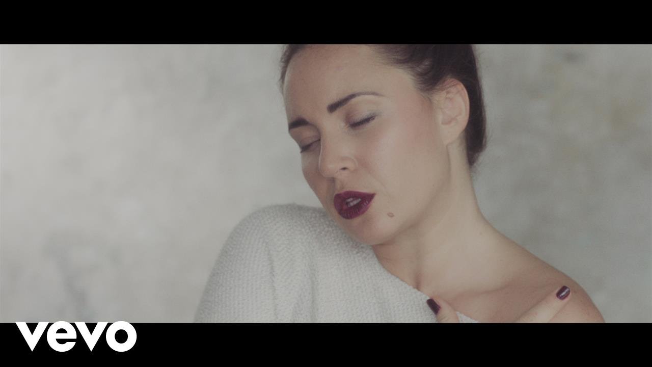 Lascia Ch'io Pianga (Music Video - from Handel album) Lascia Ch'io Pianga (Music Video - from Handel album)