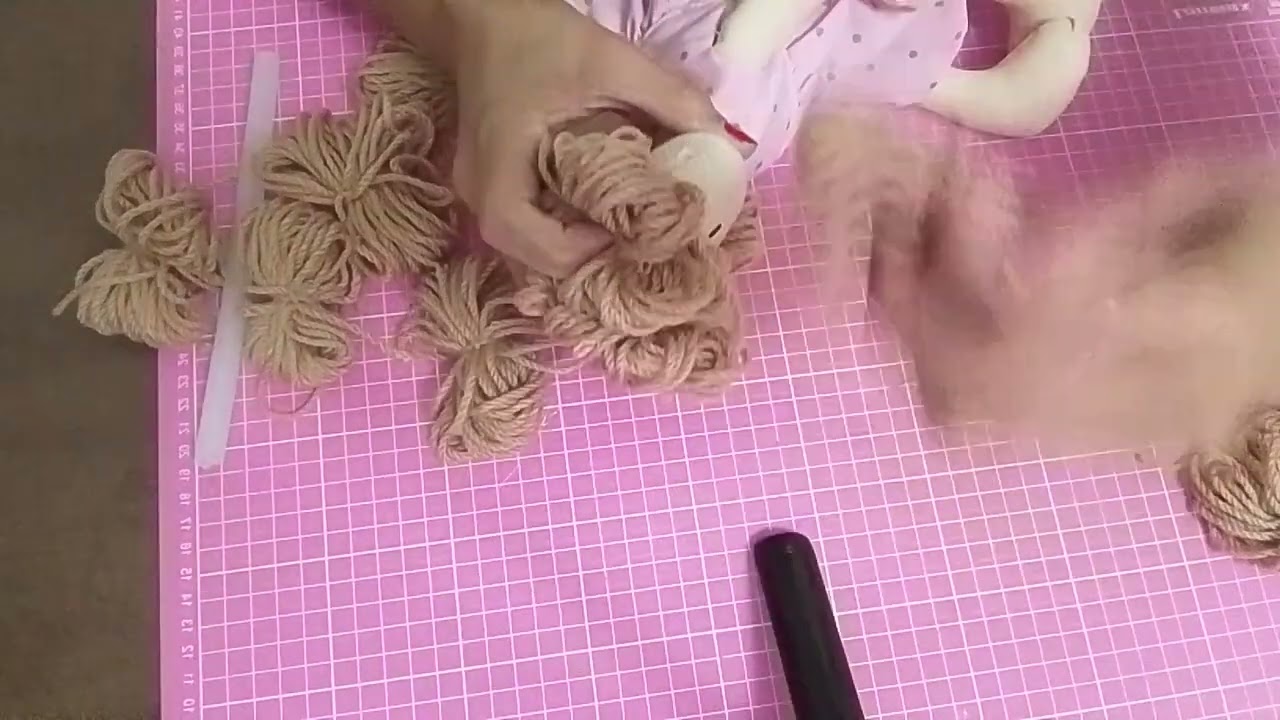cabelo de boneca de pano