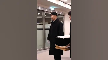 故 휘성 발인 마지막 모습 ㅠㅠㅠㅠ Tears 