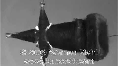 1 million fps Slow Motion video of bullet impacts made by Werner Mehl from Kurzzeit