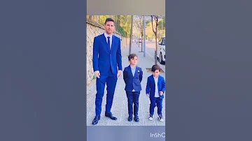 ميسي واولاده الكبير اسمه تياجو والصغير اسمه ماتيو الاسطورة ليونل ميسي حب 