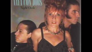 Video thumbnail of "Vaya Con Dios - Somethings Got A Hold On Me"