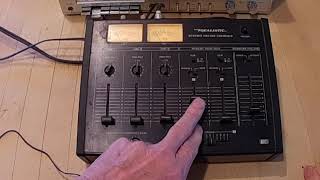 Realistic stereo mixing console 32-1200 - YouTube