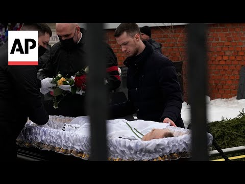 Alexei Navalny funeral: Russia opposition leader buried at Moscow cemetery