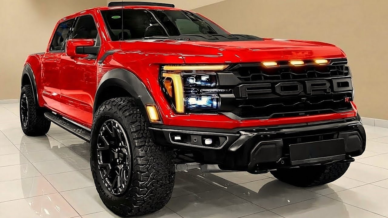 The King Returns: 2026 Ford F-150 Raptor First Look