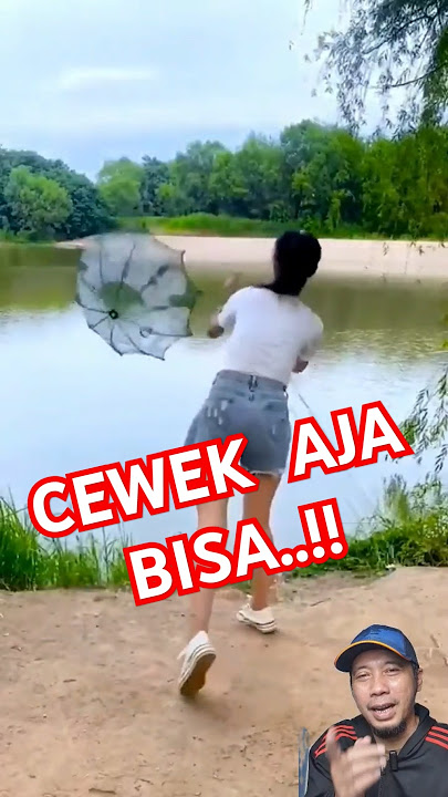 Easy-to-use umbrella-shaped fish trap