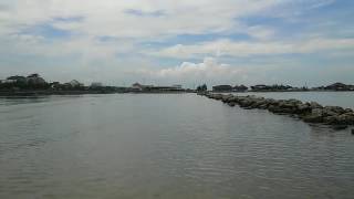 Menikmati Indahnya Dampo Awang Beach Rembang