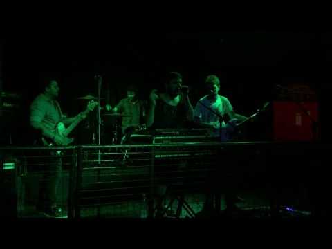 Shaken Toms - Cumbia Stereo (live at Bar Oxido)