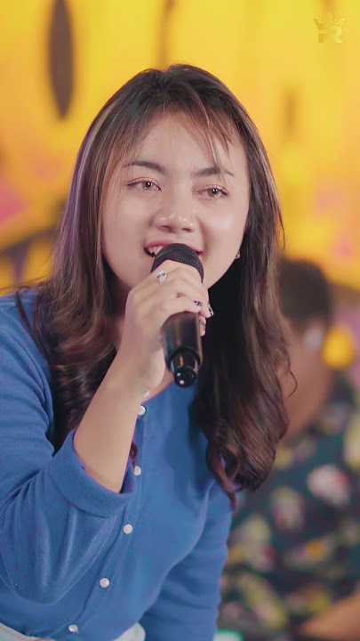 Download lagu Sayang opo iki sing jenenge Ati lagi kasmaran Tapi kita cuma sebatas (TEMAN RASA PACAR-ROSYNTA DEWI)