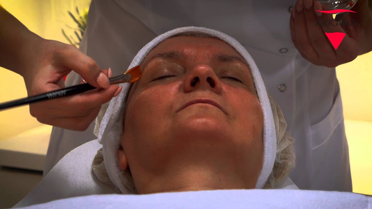 Zabieg niwelujący cienie pod oczami (Eye Illuminate Therapy) YouTube