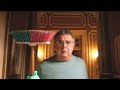 راجل زهق من مشاكل بنته وجوزها فسابلهم البيت ومشى لكنه بالصدفة بيقابل حبه القديم