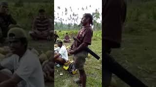 VIDEO LUCU ORANG TIMUR BERDOA