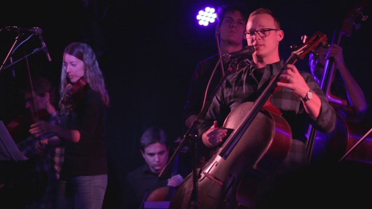 Assista a Ben Sollee and Kentucky Native - Captivity (w/ Phoenix Downtown Chamber Series Musicians) no YouTube Assista a Ben Sollee and Kentucky Native - Captivity (w/ Phoenix Downtown Chamber Series Musicians) no YouTube