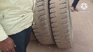 Aaj ka pura mall baypari ko diya hum puray nylon tyre #mrf#apollo#fronttyre#backtyre#orignaltyre