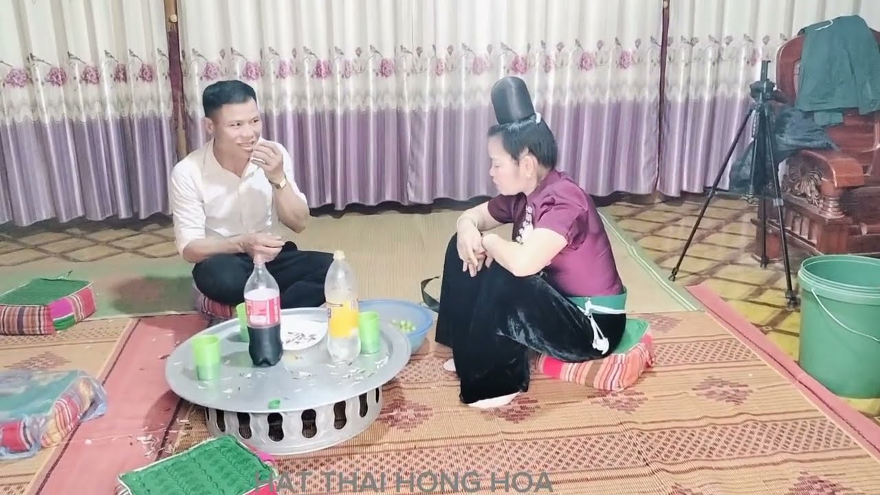 MÍA PÀY CHẲNG PHÙA ẦU ME ỨN MÁ. VỢ ĐI LÀM THUÊ CHỒNG GỌI GÁI VỀ NHÀ...