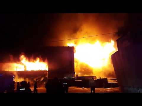 პირველი კადრები შემთხვევის ადგილიდან - ეცხლის ალში გახვეული \"ბავშვთა სამყარო\"