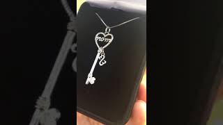 jane seymour mom necklace