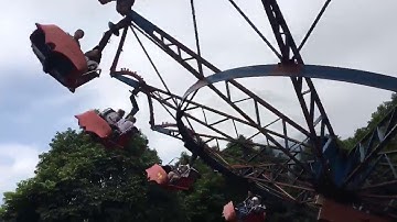 Chơi trò mạo hiểm ở Hồ Núi Cốc