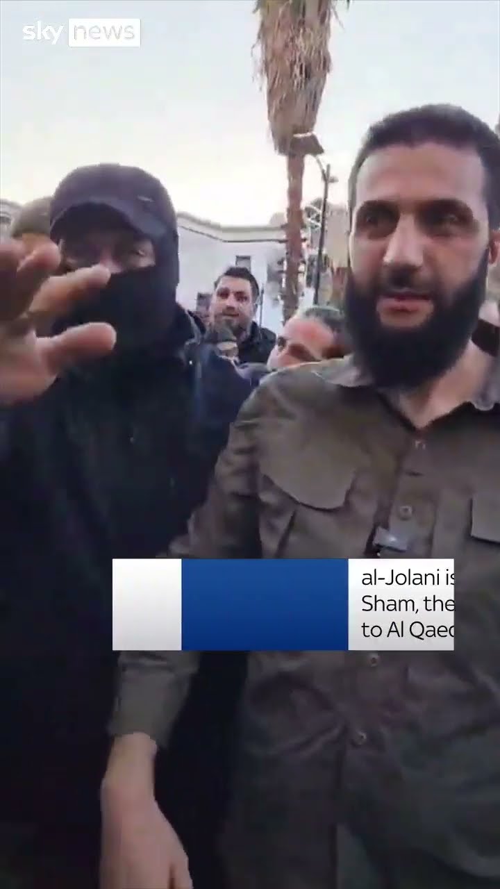Syrian rebel leader cheered on in Damascus