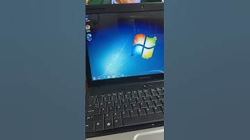 Windows 7 Beta dark themes on Windows 10 on a Windows Vista laptop