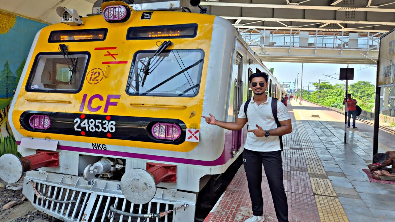 Madhyamgram to Majherhat Local train journey vlog * মধ্যমগ্রাম থেকে মাঝেরহাট লোকাল ট্রেন জার্নি