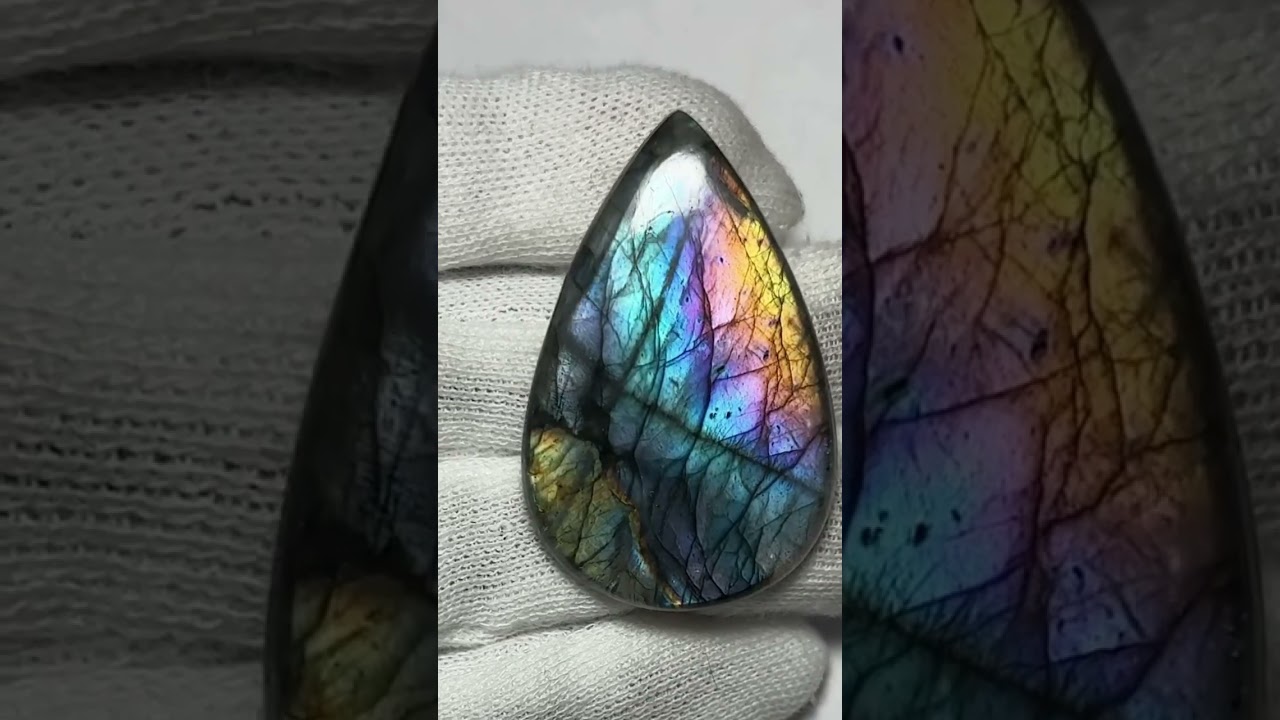 Gorgeous rainbow flash labradorite cabochon 