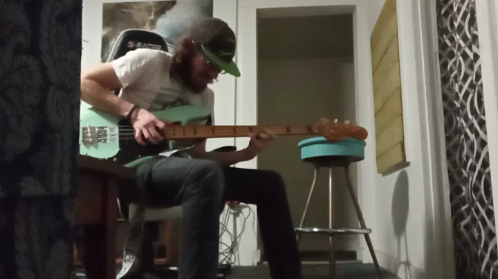 Simon Perkins - Experimental Space Bass