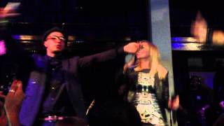 Damage &amp; Emma Bunton - I Don&#39;t Know Live at Jazz Cafe 16.03.13