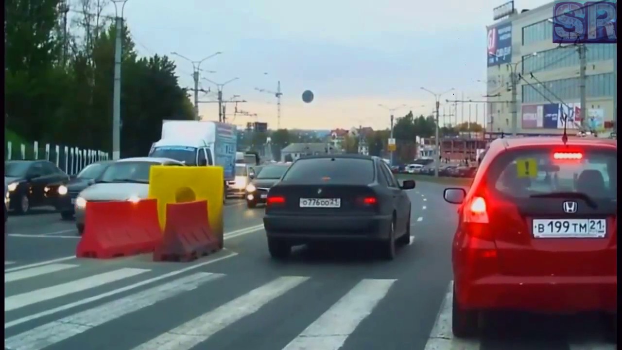 Идиоты на машине
