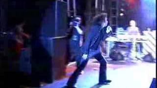 Stryper - Live in Puerto Rico 2004 - 6 Caught in the Middle