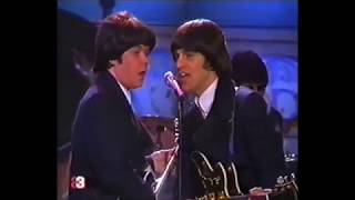 Bootleg Beatles - She Loves You  + Michelle + Help - Spanish TV