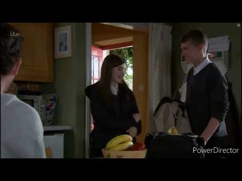 Emmerdale - Does April Has A Crush On Arthur? (26th September 2022)