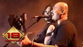 Netral - Desaku Yang Kucinta  (Live Konser Manado 16 Agustus 2006)