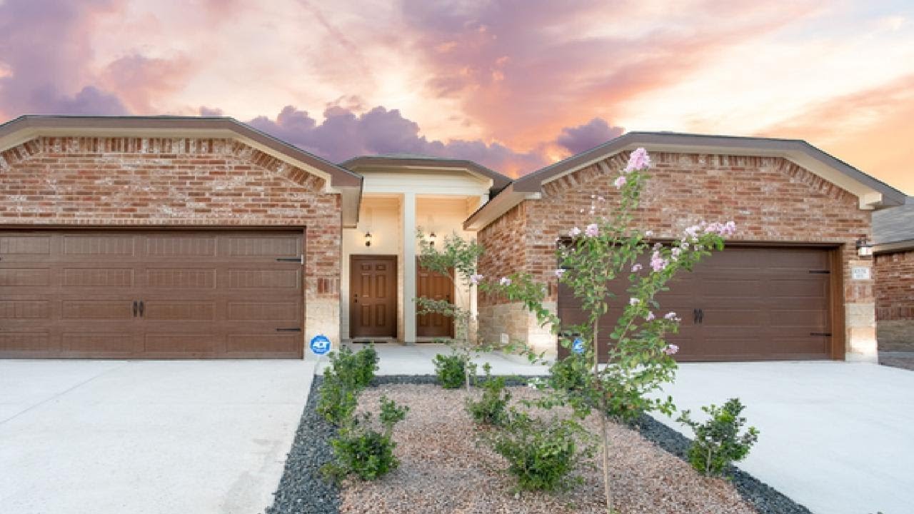 10151 Westover Bluff, San Antonio, TX Presented by Lindsay Chunn. YouTube