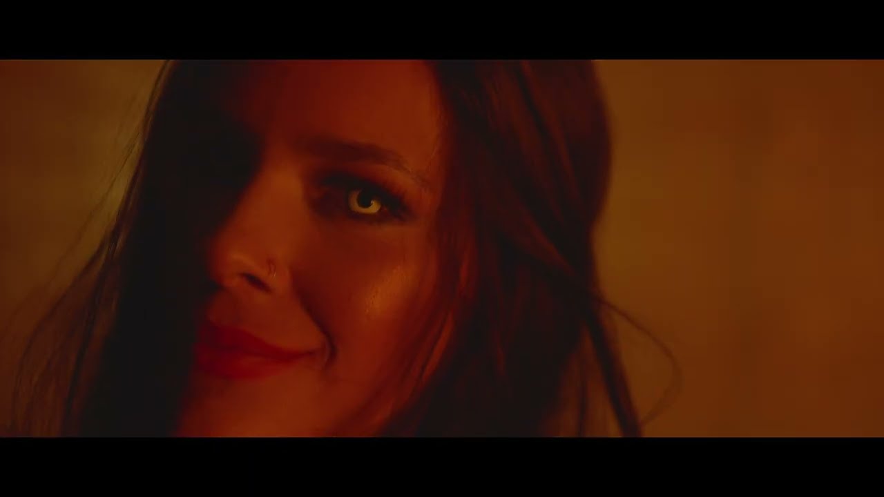 Guarda Yvanno - La Diabla su YouTube Guarda Yvanno - La Diabla su YouTube