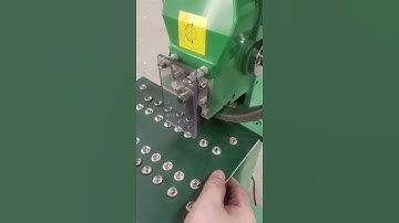 Automatic Button Fasterner Machine for Attaching Button on Board