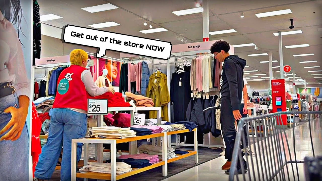 Asking strangers to Rate my costume!