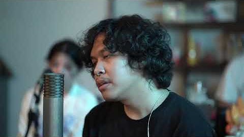 Hindia & Lomba Sihir - Setengah Tahun Ini (Live at Setara 70 2020)