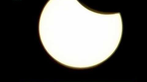 تلاوة خاشعة للشيخ علي الحذيفي من سورة الملك