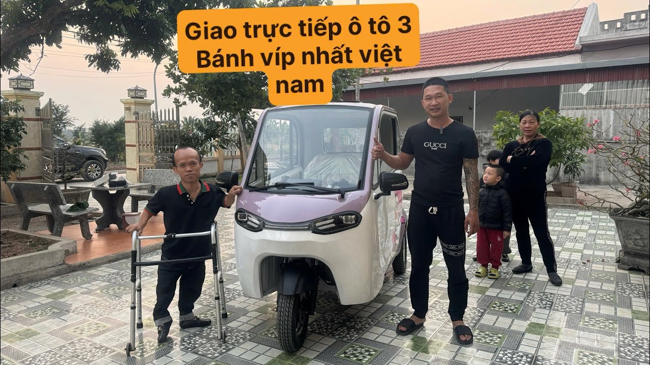 GIAO CHIẾC Ô TÔ ĐIỆN 3 BÁNH VÍP NHẤT VIỆT NAM CHO ANH KHÁCH TẠI HẢI HẬU NAM ĐỊNH LH 0343030304