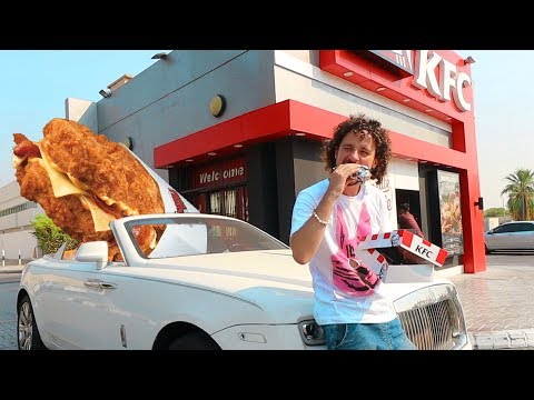 Probando la receta MÁS RARA de KFC en un Rolls Royce