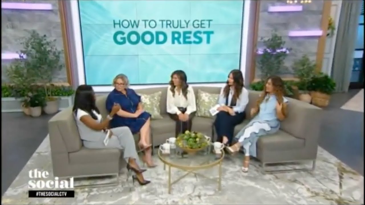 Hina Khan shares why bed rotting is not the self-care you think - The Social