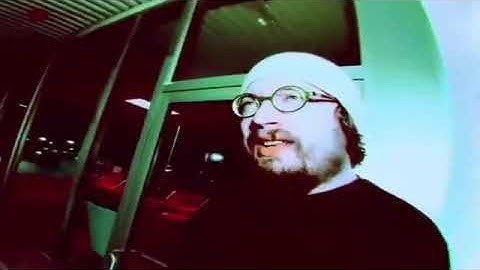 Samuel Hyde Goes To The Mall