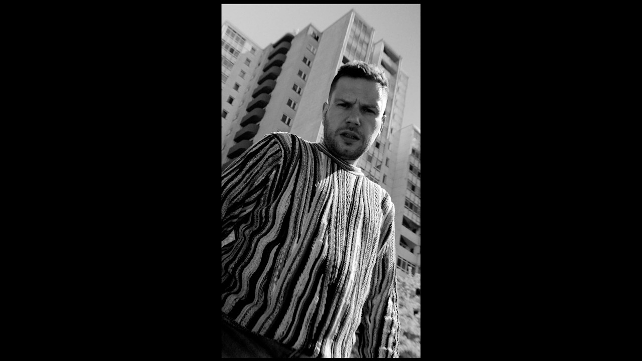 Guarda MC BOMBER x PAPKE - KEEP IT REAL (Official Video) su YouTube Guarda MC BOMBER x PAPKE - KEEP IT REAL (Official Video) su YouTube