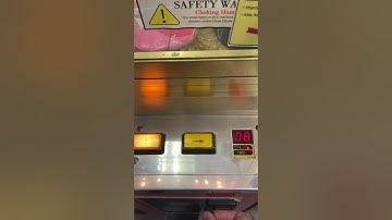 28” Big Choice Crane/Claw Machine Arcade Game!