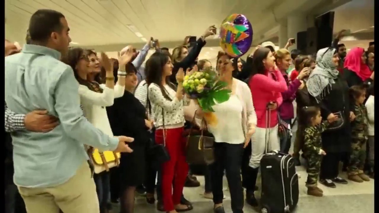 Bruno Mars Marry You Flash Mob Proposal Jacob and Eliane Beirut Rafic Hariri International Airport - YouTube