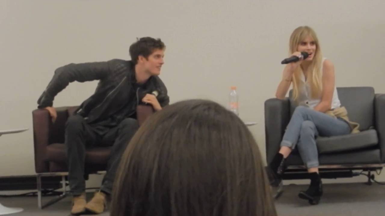 Bloody Weekend - Daniel Sharman e Carlson Young - SP, Brasil - 27.08.16 (Parte 1/2)