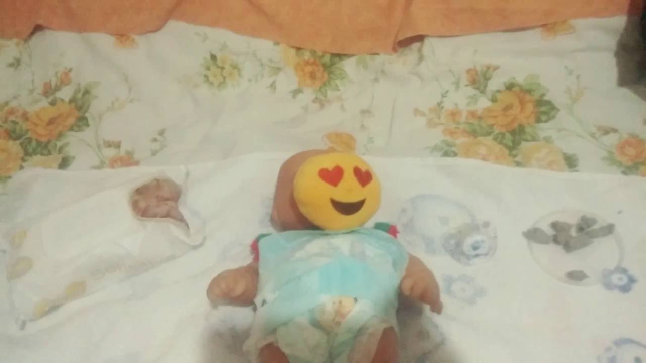 Altina kaka yapan bebek 👶👶👶👉💩💩👈 YouTube Altina kaka yapan bebek 👶👶👶👉💩💩👈 YouTube